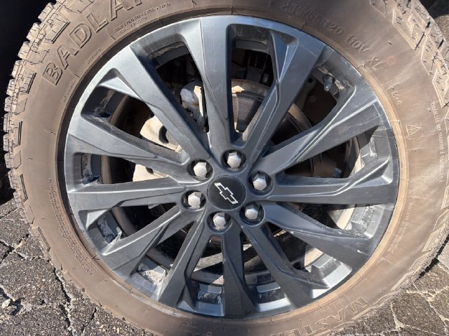 Used 2022 Chevrolet Traverse RS w/ LPO, Floor Liner Package FWD image 30