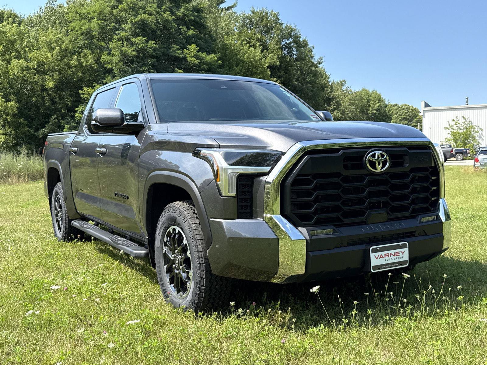 Used 2025 Toyota Tundra SR5 w/ TRD Off-Road Package AWD/4WD image 3