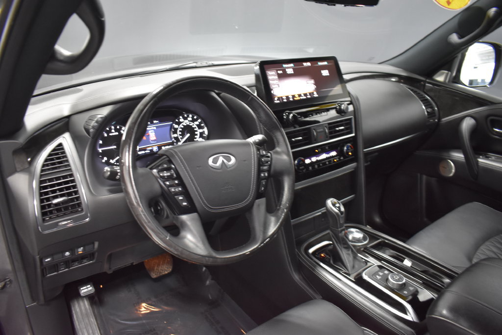Used 2023 INFINITI QX80 Sensory w/ Cargo Package AWD/4WD image 4