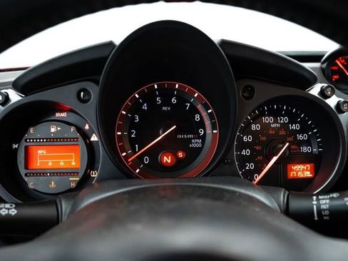 Used 2015 Nissan 370Z NISMO image 35