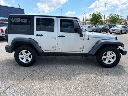Used 2008 Jeep Wrangler Unlimited X AWD/4WD image 6