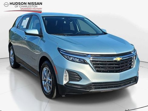 Used 2022 Chevrolet Equinox LT FWD image 1