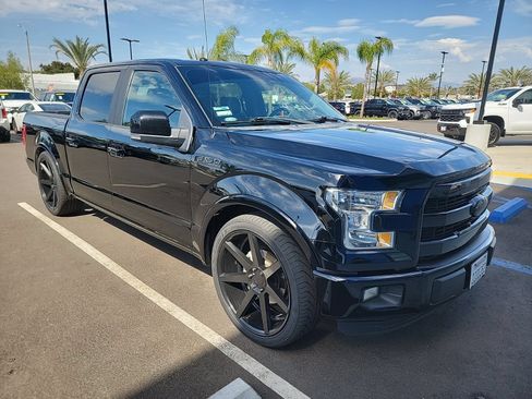 Used 2016 Ford F150 Lariat w/ Equipment Group 501A Mid RWD image 2