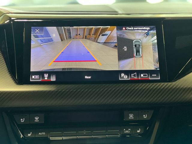 Used 2022 Audi RS e-tron GT AWD/4WD image 27