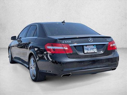 Used 2013 Mercedes-Benz E 550 4MATIC Sedan image 7