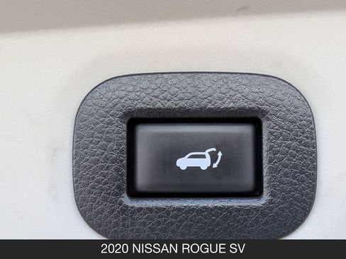 Certified 2020 Nissan Rogue SV FWD image 23