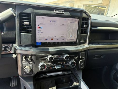 Used 2025 Ford F250 Lariat w/ Tremor Off-Road Package AWD/4WD image 22