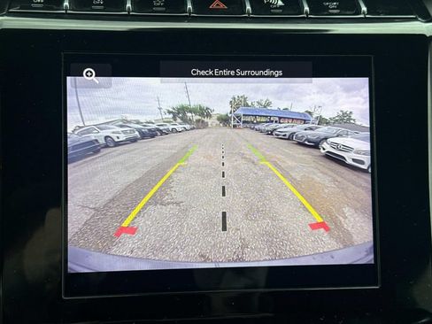 Used 2022 Jeep Grand Cherokee Altitude AWD/4WD image 28