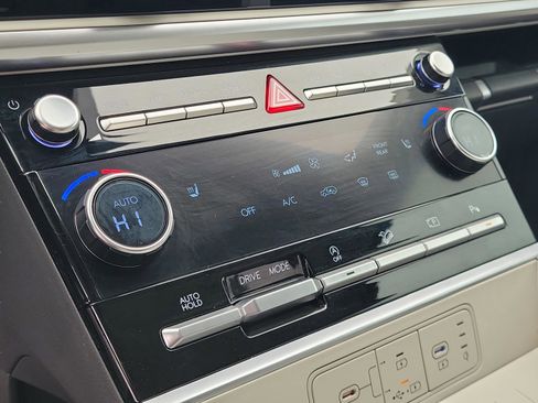 Used 2025 Hyundai Santa Fe SEL image 30