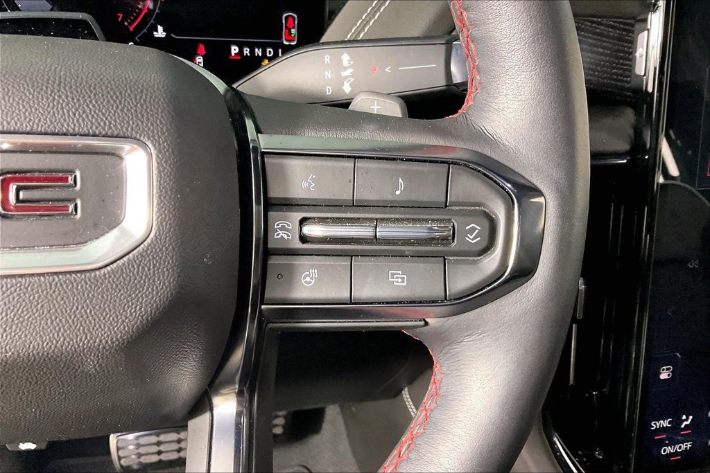 Used 2025 GMC Yukon AT4 Ultimate w/ LPO, Floor Liner Package AWD/4WD image 11