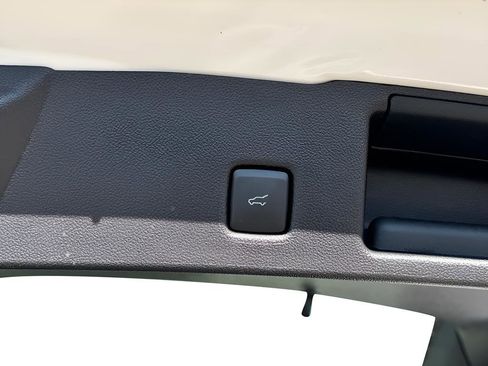 New 2026 Ford Escape ST-Line Select w/ Tech Pack #2 image 40