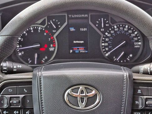 Used 2022 Toyota Tundra SR5 image 6