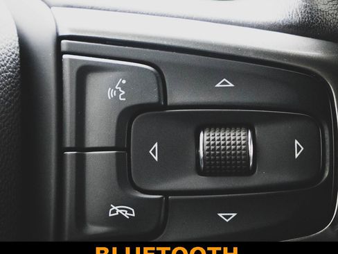 Used 2022 Chevrolet Silverado 2500 LT w/ Convenience Package image 16