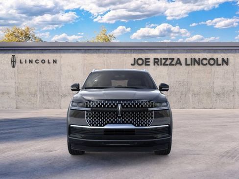 New 2026 Lincoln Navigator Premiere AWD/4WD image 6