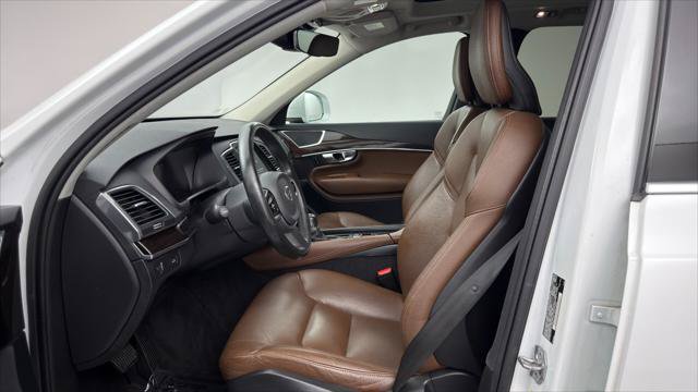 Used 2019 Volvo XC90 T6 Momentum w/ Protection Package Premier AWD/4WD image 14