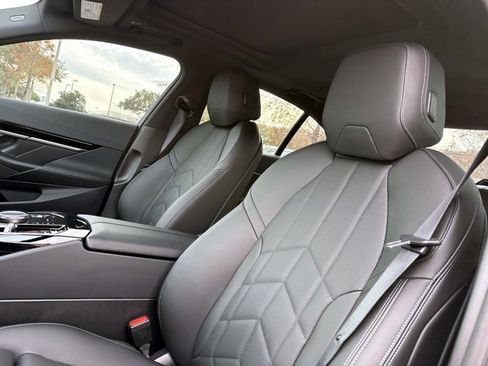 Certified 2025 BMW 530i xDrive 530i xDrive w/ M Sport Package image 19