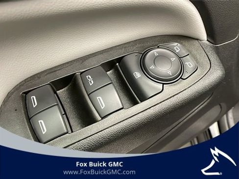 Certified 2023 Chevrolet Equinox LS image 10