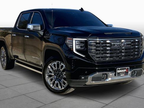 Used 2025 GMC Sierra 1500 Denali Ultimate image 3