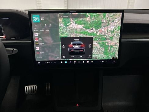 Used 2023 Tesla Model X AWD/4WD image 17