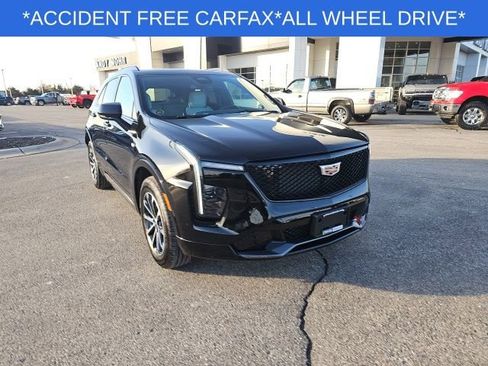 Used 2024 Cadillac XT4 Sport image 3
