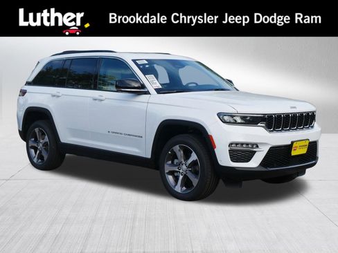 New 2025 Jeep Grand Cherokee Limited w/ Luxury Tech Group II image 1