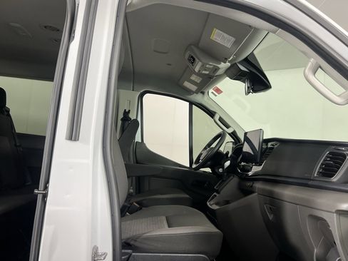 Used 2023 Ford Transit 350 XLT image 29
