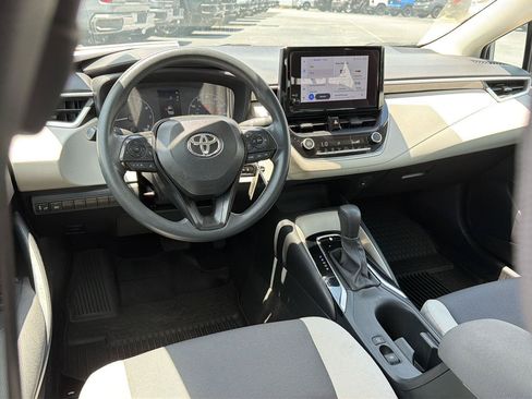 Used 2024 Toyota Corolla LE FWD image 18
