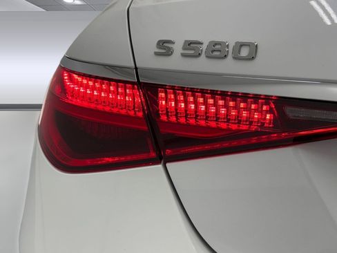 New 2026 Mercedes-Benz S 580 4MATIC Sedan image 8