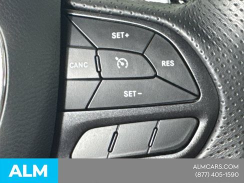 Used 2025 Dodge Durango GT RWD image 29