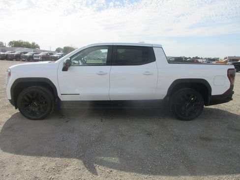 New 2026 GMC Sierra EV Elevation w/ LPO, Elevation Dark Package image 8