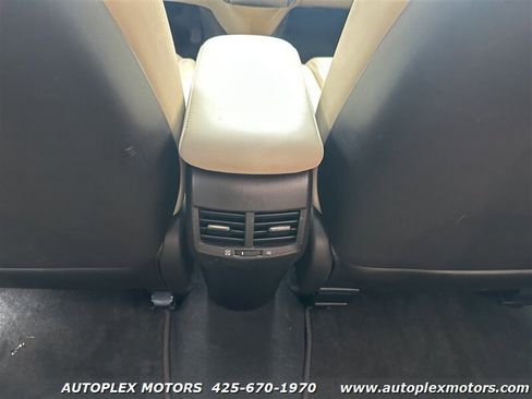 Used 2010 Lexus HS 250h Base image 15