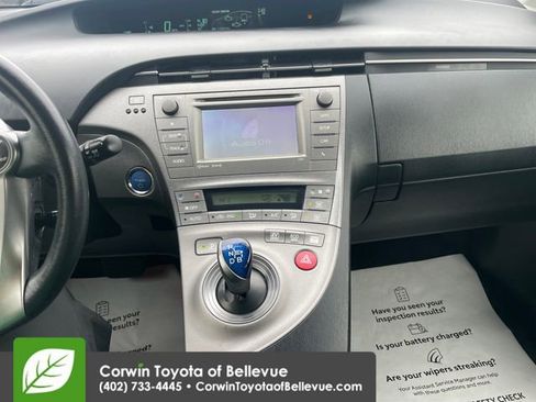 Used 2013 Toyota Prius Persona Series FWD image 11