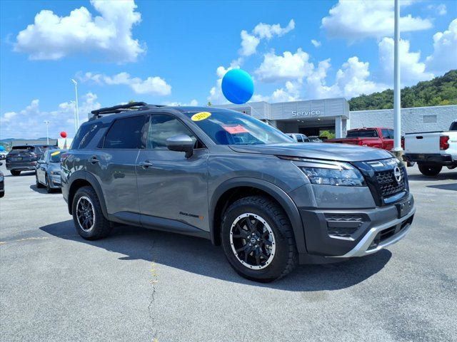 Certified 2025 Nissan Pathfinder Rock Creek AWD/4WD image 4