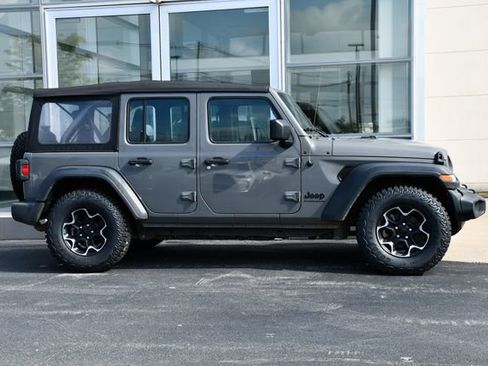 Used 2023 Jeep Wrangler Unlimited Sport AWD/4WD image 6