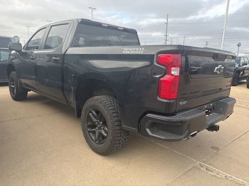 Used 2023 Chevrolet Silverado 1500 Custom Trail Boss w/ Midnight Edition image 4