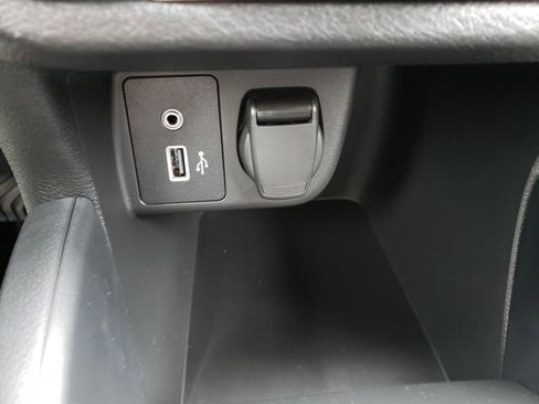 New 2025 Nissan Versa S image 18