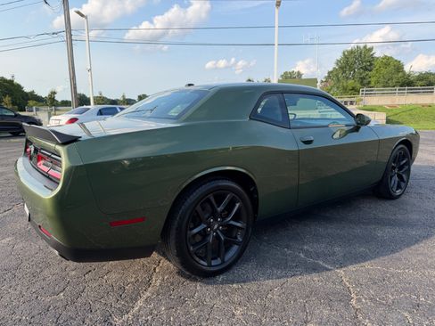 Used 2022 Dodge Challenger SXT w/ Blacktop Package RWD image 9