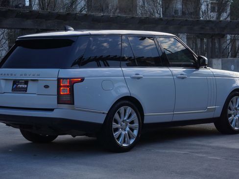 Used 2017 Land Rover Range Rover Supercharged image 15