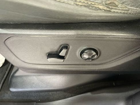 Used 2019 RAM 1500 Big Horn AWD/4WD image 12