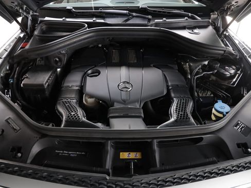 Used 2015 Mercedes-Benz GL 450 4MATIC image 56