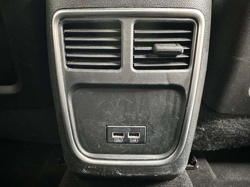 Used 2019 Chrysler 300 Touring w/ Sport Appearance Package image 40