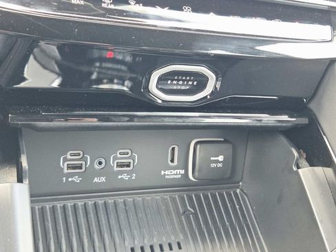 Used 2026 Jeep Grand Cherokee Summit w/ Obsidian Package AWD/4WD image 28