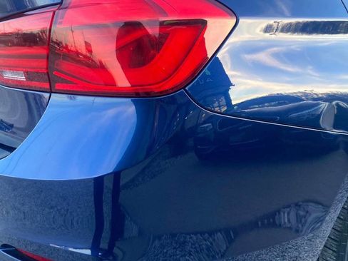 Used 2018 BMW 320i xDrive Sedan image 9