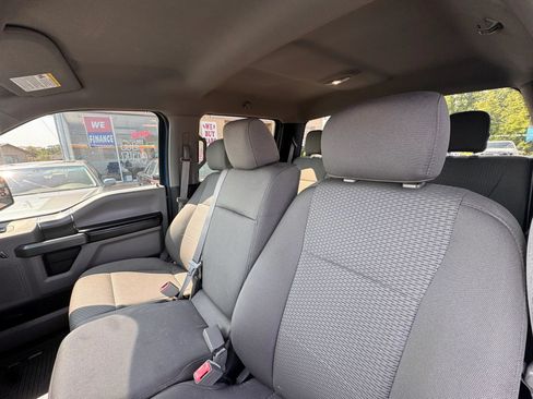 Used 2018 Ford F150 XLT w/ Equipment Group 302A Luxury AWD/4WD image 19