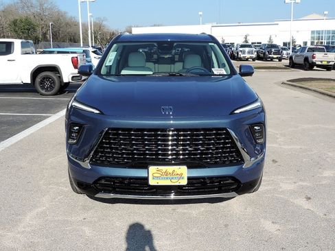 New 2026 Buick Enclave Avenir w/ Super Cruise Package image 2