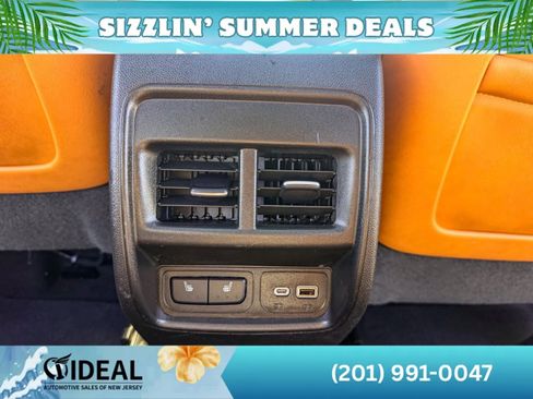 Used 2019 Cadillac XT4 Premium Luxury AWD/4WD image 27