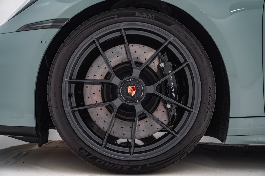Certified 2025 Porsche 911 Carrera 4 GTS AWD/4WD image 13