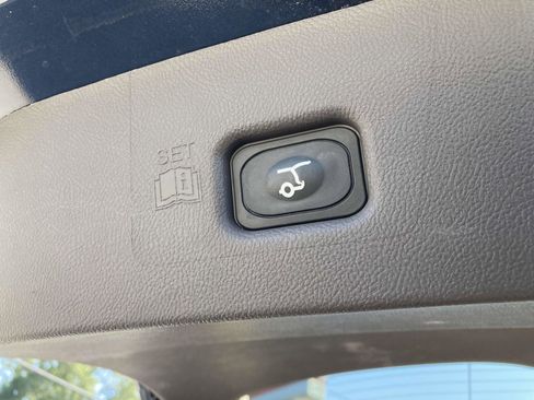 Certified 2021 Lincoln Nautilus Reserve w/ Equipment Group 201A image 16