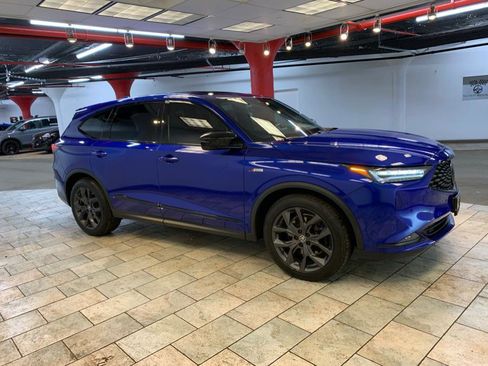 Used 2022 Acura MDX A-Spec image 11