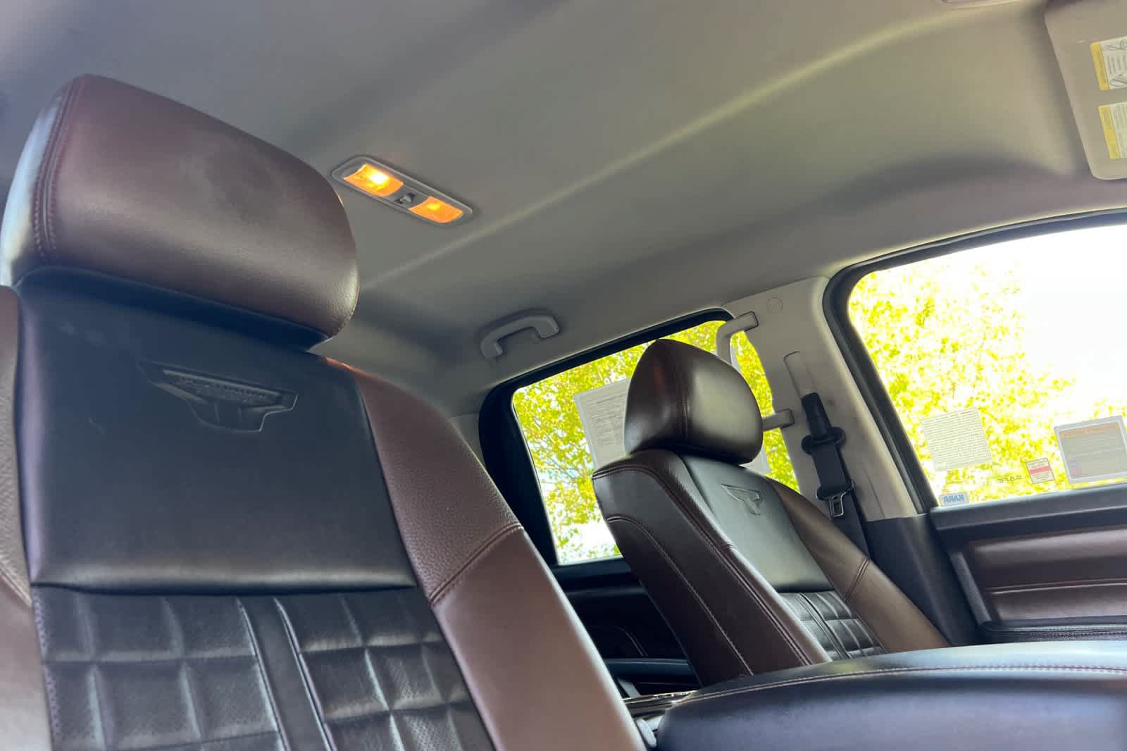 Used 2016 Nissan Titan Platinum Reserve AWD/4WD image 17